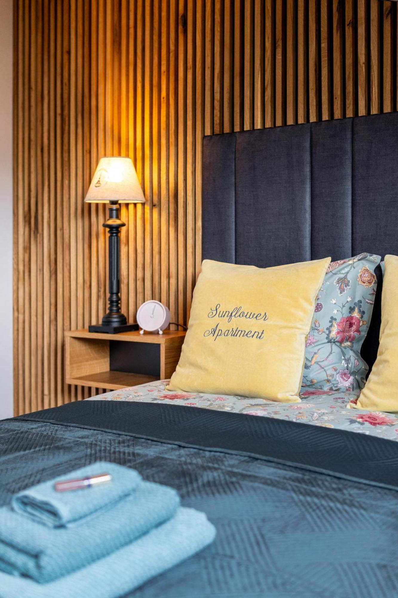 Sunflower Apartment Kalwaryjska Street Krakow Ngoại thất bức ảnh